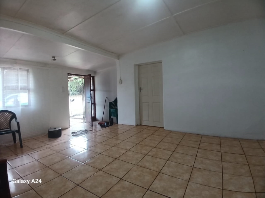 5 Bedroom Property for Sale in Macleantown Eastern Cape